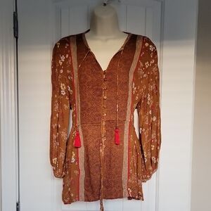 NWOT 💗 TULLE and BATISTE Roseanne Floral Button-Up Blouse w/ Pockets Brown M